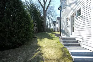 32 Hickory Cliff Rd, Newton, MA 02464 - Photo 40