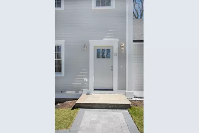 32 Hickory Cliff Rd, Newton, MA 02464 - Photo 1