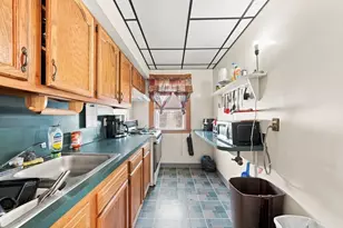 99 Hazard St, New Bedford, MA 02740 - Photo 8