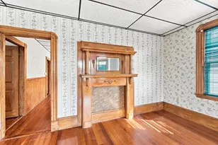 99 Hazard St, New Bedford, MA 02740 - Photo 24