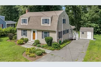 135 Linebrook Rd, Ipswich, MA 01938 - Photo 2