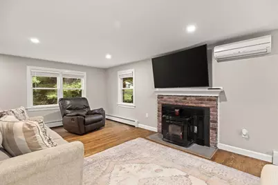 46 Harvard St, Halifax, MA 02338 - Photo 18