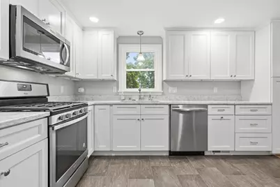 203 Hobart St, Braintree, MA 02184 - Photo 12