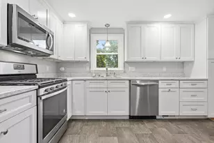 203 Hobart St, Braintree, MA 02184 - Photo 12