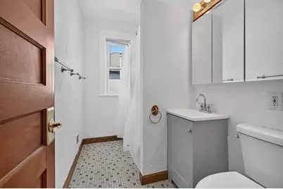 16 Bedford St, Quincy, MA 02169 - Photo 14