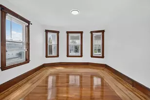 16 Bedford St, Quincy, MA 02169 - Photo 8