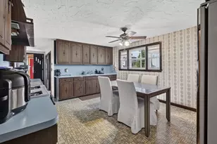 16 Bedford St, Quincy, MA 02169 - Photo 20