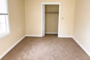 19 Chestnut St, Framingham, MA 01701 - Photo 4