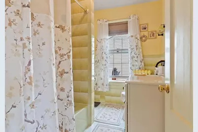 122 Lawrence, Clinton, MA 01510 - Photo 14