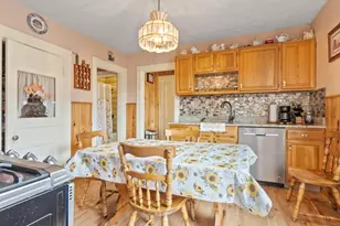 122 Lawrence, Clinton, MA 01510 - Photo 10