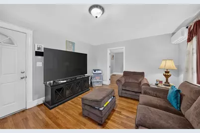 73 Longwood Ave, Brockton, MA 02301 - Photo 2