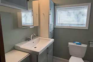142 W Main St, Spencer, MA 01562 - Photo 18