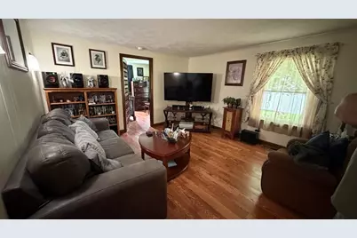 142 W Main St, Spencer, MA 01562 - Photo 10