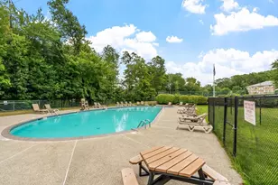 40 Edgelawn Ave, North Andover, MA 01845 - Photo 20