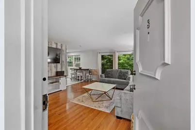 40 Edgelawn  Ave #3, North Andover, MA 01845 - Photo 4
