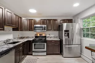 40 Edgelawn Ave, North Andover, MA 01845 - Photo 10