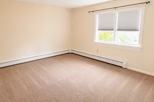 19 Chestnut St, Framingham, MA 01701 - Photo 6
