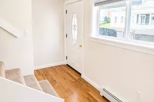 19 Chestnut St, Framingham, MA 01701 - Photo 2