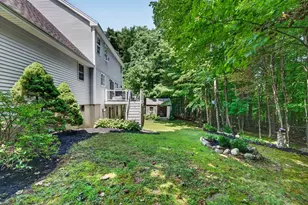1036 Pleasant St, Leominster, MA 01453 - Photo 38