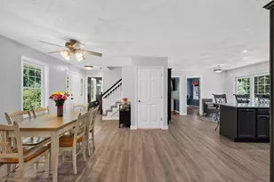 1036 Pleasant St, Leominster, MA 01453 - Photo 6