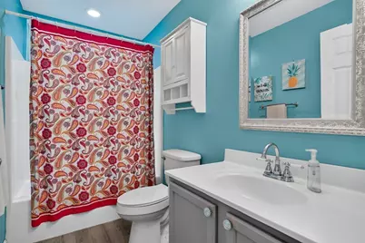 1036 Pleasant Street, Leominster, MA 01453 - Photo 28