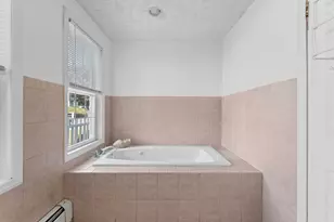 228 N Warren Ave, Brockton, MA 02301 - Photo 18