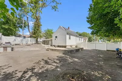 228 N Warren Ave, Brockton, MA 02301 - Photo 24