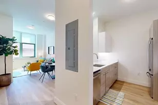 1079 Commonwealth Ave, Boston, MA 02215 - Photo 6