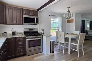 126 Doolittle Ln, Wareham, MA 02576 - Photo 8