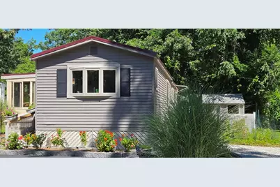 126 Doolittle Lane, Wareham, MA 02576 - Photo 2