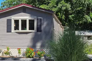126 Doolittle Ln, Wareham, MA 02576 - Photo 2