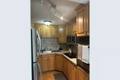 855 John Fitch Hwy #23, Fitchburg, MA 01420 - Photo 8