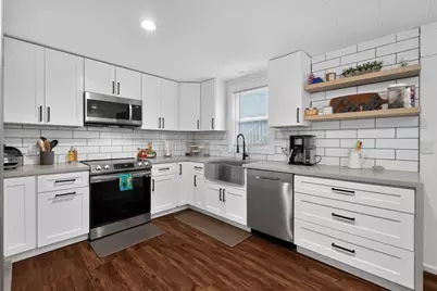 350 SE Main St, Douglas, MA 01516 - Photo 24