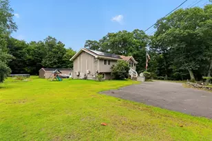 350 S E Main St, Douglas, MA 01516 - Photo 4