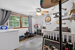 350 S E Main St, Douglas, MA 01516 - Photo 22