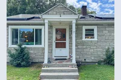 18 Woodland Cir, Methuen, MA 01844 - Photo 2