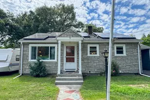 18 Woodland Cir, Methuen, MA 01844 - Photo 1