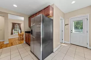 60 Riverlin St, Millbury, MA 01527 - Photo 16