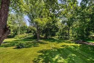 60 Riverlin St, Millbury, MA 01527 - Photo 32