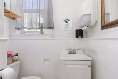 26 Mansfield St, Somerville, MA 02143 - Photo 14