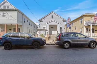 26 Mansfield St, Somerville, MA 02143 - Photo 4