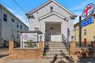 26 Mansfield St, Somerville, MA 02143 - Photo 1