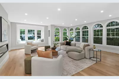 315 Crafts St, Newton, MA 02460 - Photo 4