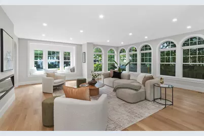 315 Crafts St, Newton, MA 02460 - Photo 4
