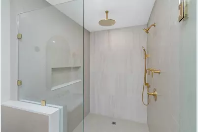 315 Crafts St, Newton, MA 02460 - Photo 18