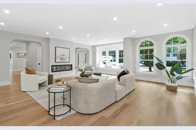 315 Crafts St, Newton, MA 02460 - Photo 6