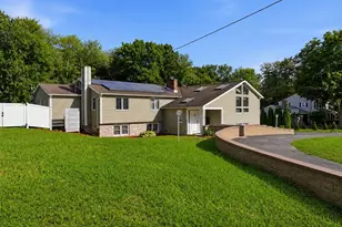 68 Scenic Dr, Leominster, MA 01453 - Photo 4