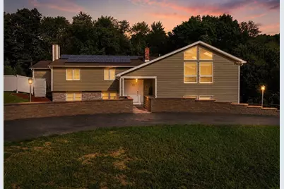 68 Scenic Dr, Leominster, MA 01453 - Photo 2