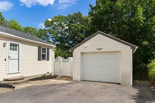 33 Griffin Rd, Peabody, MA 01960 - Photo 34