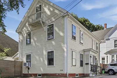 1 Lincoln Ct #1, Amesbury, MA 01913 - Photo 2